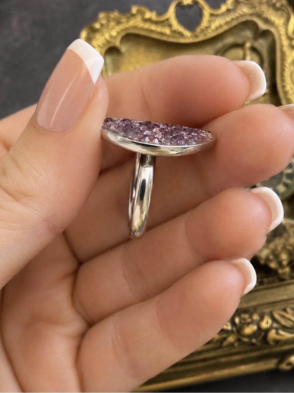 COACH • Purple Lavender Crystal Rhinestone Signature Logo Statement Ring